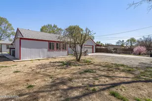 5660 Igloo Dr, Sun Valley, NV 89433 - Photo 3