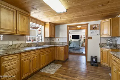 5660 Igloo Drive, Sun Valley, NV 89433 - Photo 11