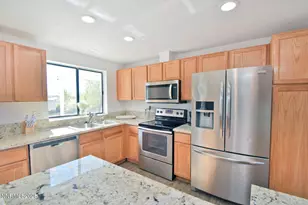 6770 Evening Star Dr, Sparks, NV 89436 - Photo 7