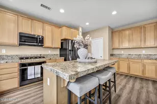 490 Luciana Dr, Reno, NV 89521 - Photo 9
