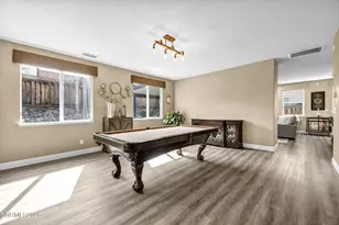 490 Luciana Dr, Reno, NV 89521 - Photo 15