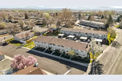 1365 Kittyhawk Avenue #APT A, Gardnerville, NV 89410 - Photo 5