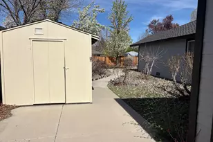 976 Winter Green Dr, Gardnerville, NV 89460 - Photo 19