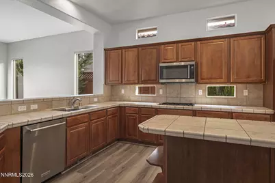 2280 Meritage Drive, Sparks, NV 89434 - Photo 9