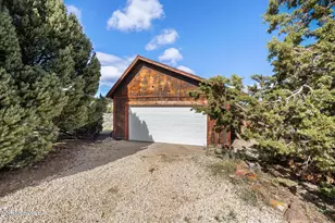 21845 Adobe Rd, Reno, NV 89521 - Photo 5