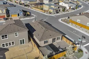 7601 Navasota Dr, Sparks, NV 89436 - Photo 9