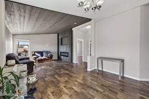 6980 Pontiac Dr, Reno, NV 89506 - Photo 9