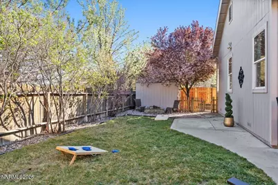1646 Commonwealth Circle, Reno, NV 89503 - Photo 5