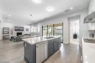 2316 Hammer Fls Dr, Reno, NV 89521 - Photo 31