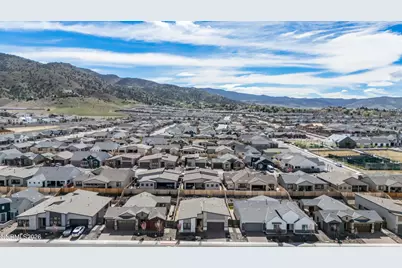 2316 Hammer Falls Drive, Reno, NV 89521 - Photo 7