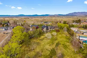 951 Riverview Dr, Gardnerville, NV 89460 - Photo 51