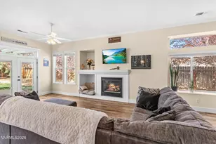 7815 Almeria Ct, Sparks, NV 89436 - Photo 11