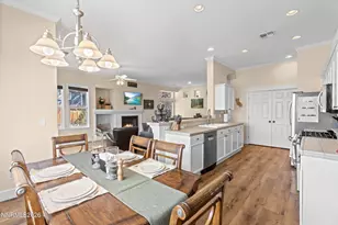 7815 Almeria Ct, Sparks, NV 89436 - Photo 13