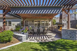 10679 Autumn Walk Ln, Reno, NV 89521 - Photo 29