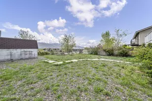 3035 Everett Dr, Reno, NV 89503 - Photo 21