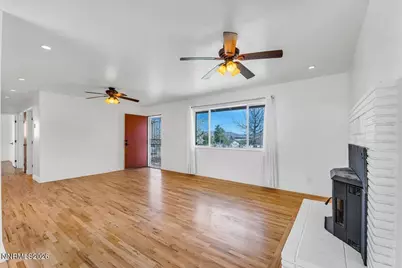 8704 Aquifer Way, Reno, NV 89506 - Photo 11