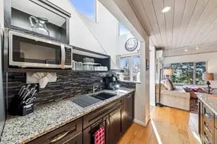 133 Holly Ln, Stateline, NV 89449 - Photo 11