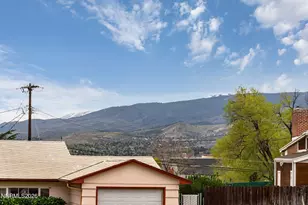 201 Sunnyside Dr, Reno, NV 89503 - Photo 9