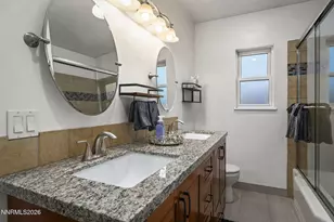 201 Sunnyside Dr, Reno, NV 89503 - Photo 23