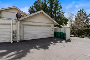 1215 Conway Ln, Reno, NV 89503 - Photo 31