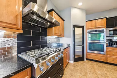 7480 Desert Plains Drive, Sparks, NV 89436 - Photo 9