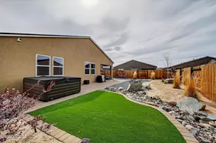 2198 Sprague Dr, Sparks, NV 89436 - Photo 17
