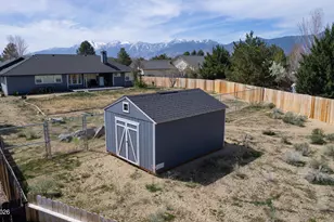 1140 Country Club Dr, Minden, NV 89423 - Photo 23