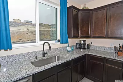 3006 Sterling Ridge Circle, Sparks, NV 89431 - Photo 5