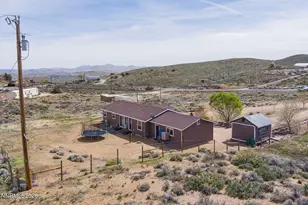 701 W 7th Ave, Sun Valley, NV 89433 - Photo 5