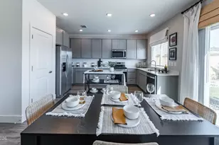 7575 Plump Jack Ln, Reno, NV 89506 - Photo 9