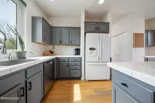 501 Warren Ct, Reno, NV 89509 - Photo 7