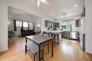 501 Warren Ct, Reno, NV 89509 - Photo 9