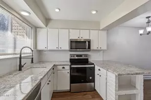 585 Smithridge Park, Reno, NV 89502 - Photo 5