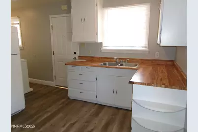 1018 E Street, Sparks, NV 89431 - Photo 17