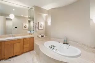 6065 Lake Geneva Dr, Reno, NV 89511 - Photo 9