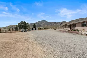 21 Van Fleet Ln, Yerington, NV 89447 - Photo 5