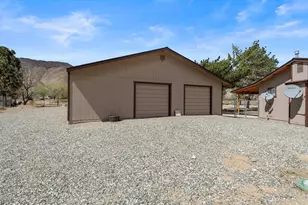 21 Van Fleet Ln, Yerington, NV 89447 - Photo 7