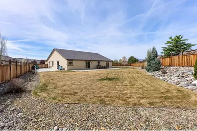 7450 Comet Court, Sparks, NV 89436 - Photo 35