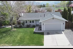 695 Ann Way, Gardnerville, NV 89460 - Photo 27