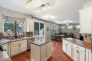 3220 Green River Dr, Reno, NV 89503 - Photo 9