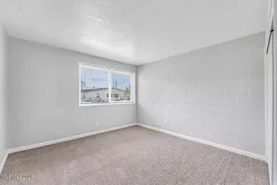 12051 Rocky Mountain Street, Reno, NV 89506 - Photo 11