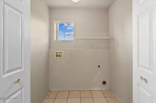 7740 Lobo Ct, Sparks, NV 89436 - Photo 21