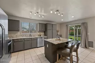 7740 Lobo Ct, Sparks, NV 89436 - Photo 7