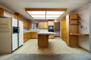 2685 Everett Dr, Reno, NV 89503 - Photo 3