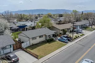 1585 Greenbrae Dr, Sparks, NV 89431 - Photo 11