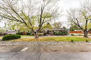 1840 Berkeley Dr, Reno, NV 89509 - Photo 1