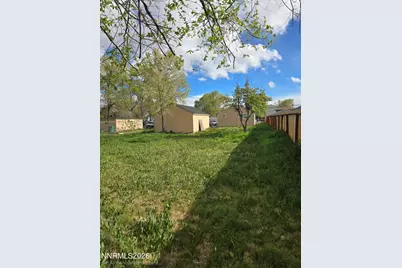 245 Linden Street, Reno, NV 89502 - Photo 11