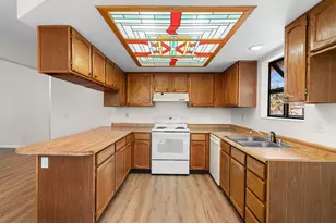 35 McLemore Ct, Sparks, NV 89441 - Photo 9