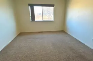 210 Emigrant Wy, Fernley, NV 89408 - Photo 7