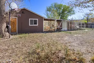 940 Curtis Pl, Fernley, NV 89408 - Photo 11